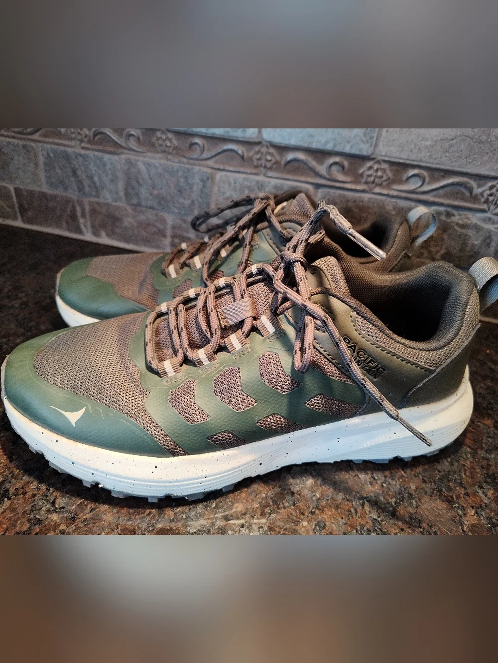 Pacific Mountain Men's Palisade Olive Green Athletic Trail Runner Shoes, 8